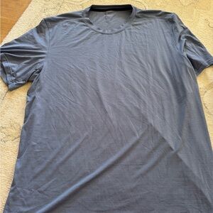 Lululemon Men’s Shirt